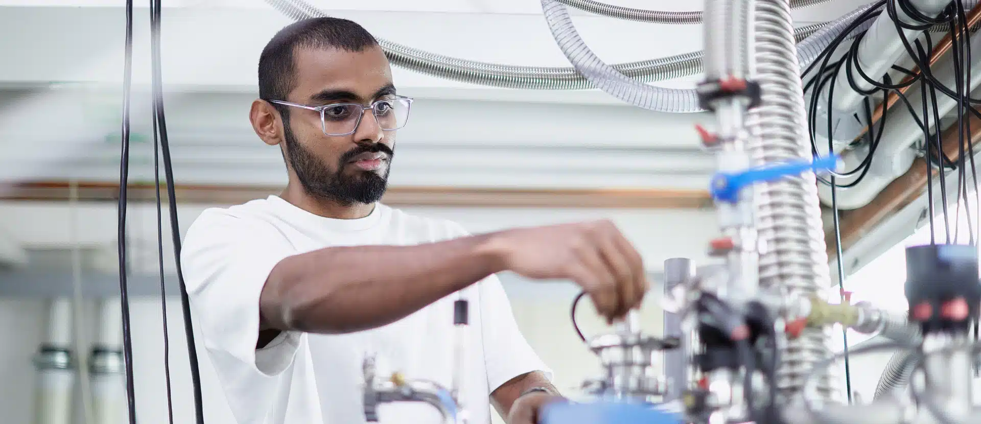 Researchers working in the Schmidt group laboratory.